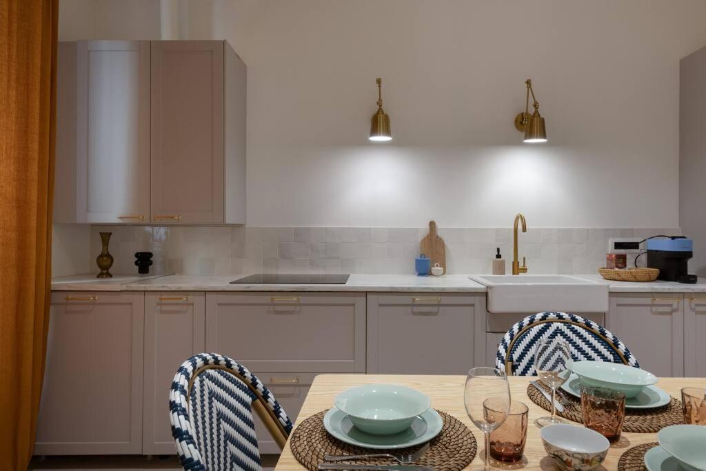 Foscolo 46 - Elegant Family Apartment Τεργέστη Εξωτερικό φωτογραφία